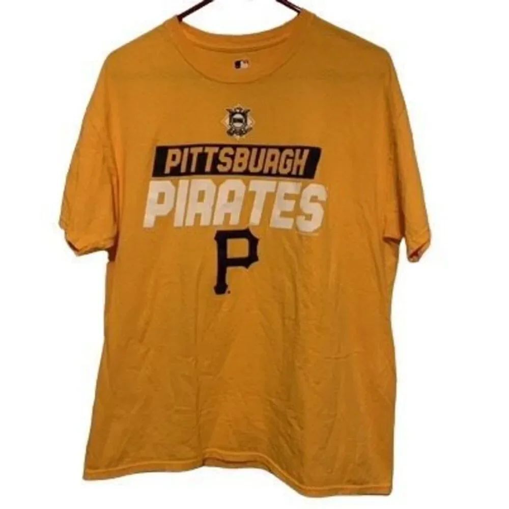 Pittsburgh Pirates Size Large T-Shirt